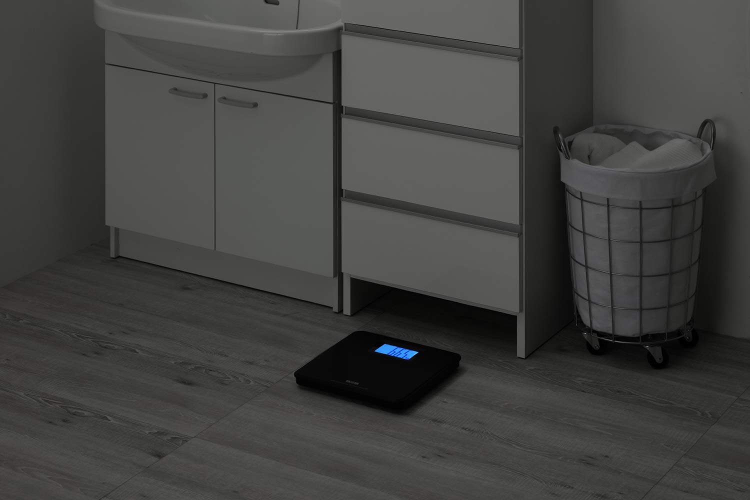 タニタ 体重計 200kg バックライト デジタル ブラック HD-366 BK 乗るだけで電源オン Amazon | タニタ(Tanita) 体重計 200kg バックライト デジタル